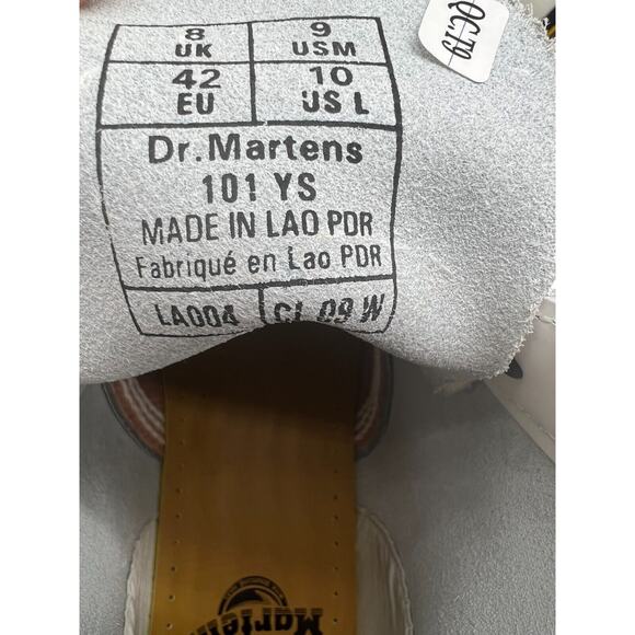 Dr. Martens 101 Yellow Stitch White Smooth Leather Ankle Boots Womens 10/Mens 9 - Picture 3 of 12